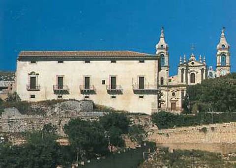 Al momento stai visualizzando Agrigento – Palma di Montechiaro, aggredisce la moglie davanti ai figli: denunciato 35enne