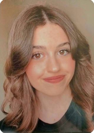 Al momento stai visualizzando Agrigento – Premio “Girasole”, riflettori su Elisa Tararà: la giovane poetessa di Canicattì tra le promesse siciliane premiate