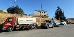 Scopri di più sull'articolo Senz'acqua da tre mesi. Ad Agrigento scatta la protesta dei cittadini di Maddalusa