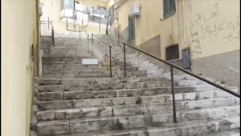 Al momento stai visualizzando Agrigento colabrodo, perdite segnalate da febbraio: L’acqua continua a scorrere mentre c’è chi resta a secco da 15 giorni