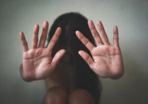 Scopri di più sull'articolo Agrigento – 40enne di Camastra indagato per maltrattamenti alla compagna