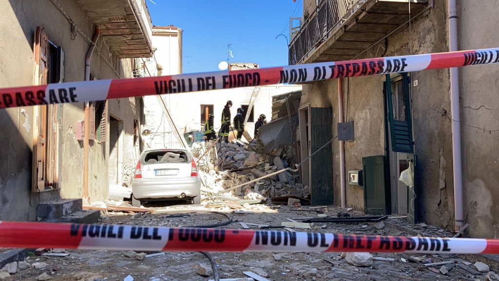 Al momento stai visualizzando Agrigento – La strage di Ravanusa nell’inchiesta appalti e mazzette: lavori “gonfiati” in cambio di un’auto al dirigente comunale?