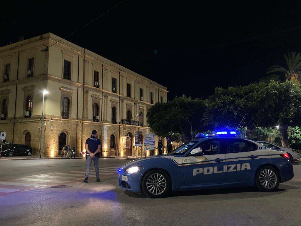 Al momento stai visualizzando Agrigento – Auto di libera professionista presa a martellate, indagini 