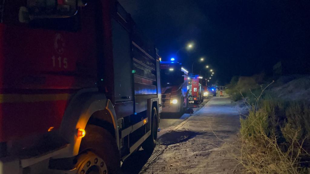 Al momento stai visualizzando Agrigento – In fiamme capannone di un’azienda che vende piante a Licata, indagini 