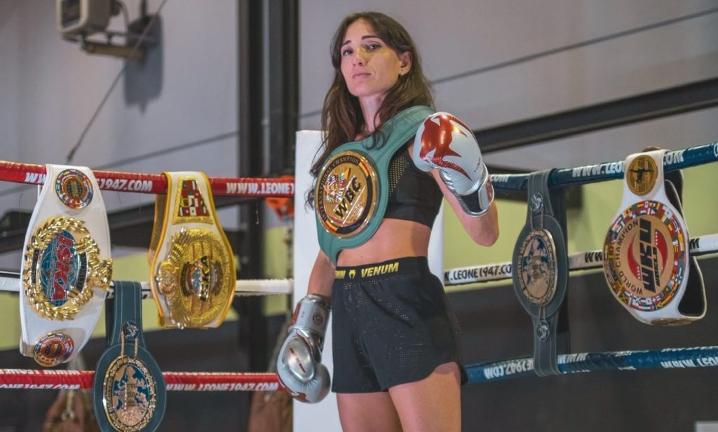 Al momento stai visualizzando Agrigento – Sport e impegno sociale, Licata celebra la Campionessa di boxe Gloria Peritore