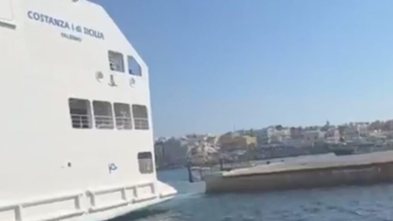 Al momento stai visualizzando Agrigento – La Costanza I di Sicilia attracca a Lampedusa, speriamo che duri