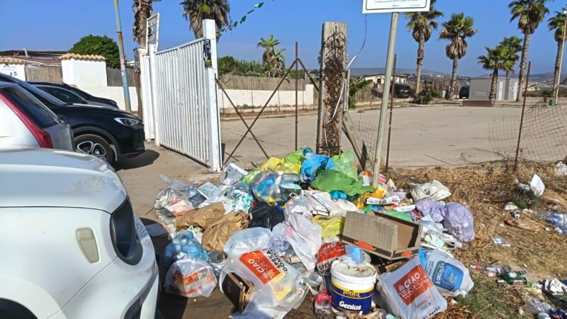 Al momento stai visualizzando Agrigento – Cannatello horror, tra degrado e rifiuti gettati da incivili, non raccolti da chi deve