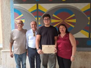 Scopri di più sull'articolo Agrigento – Aragona premia gli studenti diplomati con il massimo dei voti﻿