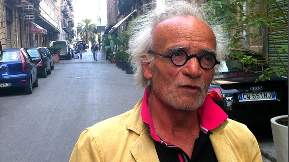 Al momento stai visualizzando Agrigento – Giornalista, scrittore, sceneggiatore, grande uomo: è venuto a mancare Angelo Vecchio