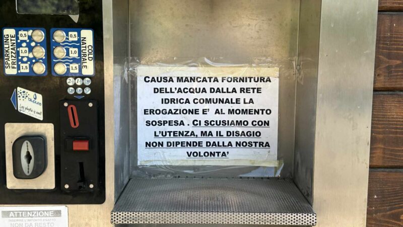 Al momento stai visualizzando Chiusa anche l’unica casetta dell’acqua di Agrigento: un altro servizio essenziale che si ferma