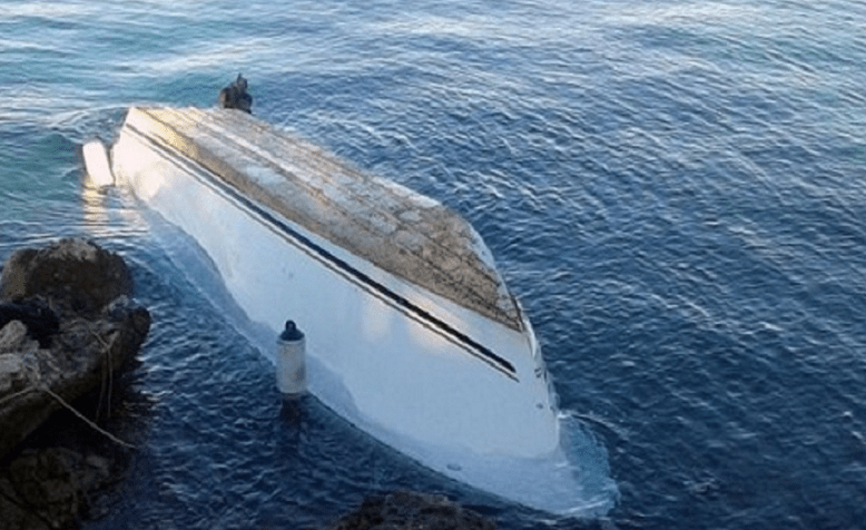 Al momento stai visualizzando Agrigento – Imbarcazione si capovolge lungo la costa licatese: sette persone in difficoltà