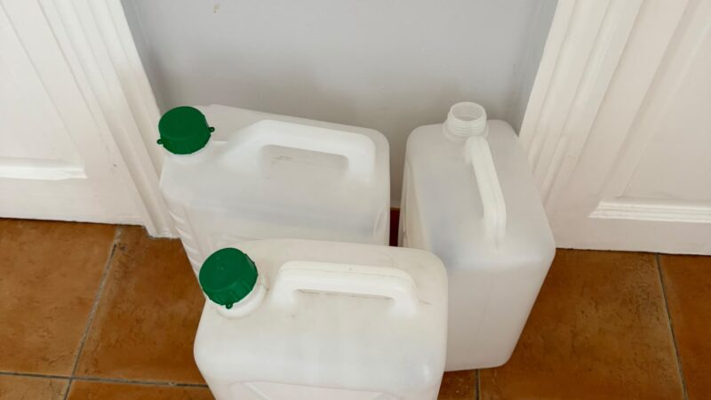 Al momento stai visualizzando Agrigento, B&B senz’acqua davanti al Comune: Otto prenotazioni già perse, ora rischia di cancellare le prossime