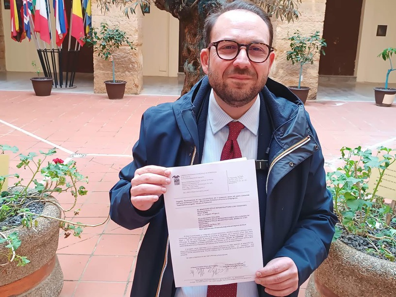 Al momento stai visualizzando Aeroporto ad Agrigento, Pisano (FdI): “bene l’apertura di La Vardera. Ma se oggi è possibile, è grazie al governo Meloni”