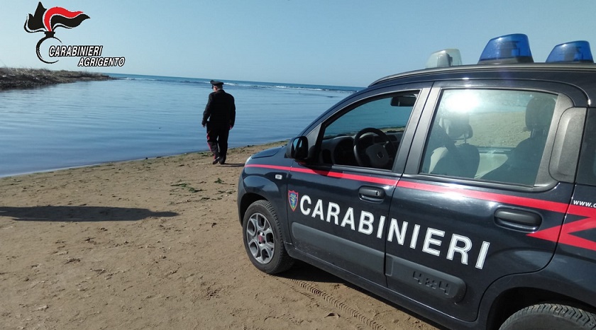 Al momento stai visualizzando Agrigento – Ruba la borsa a una turista e ci riprova il giorno dopo: bloccato dai carabinieri sulle spiagge di Licata