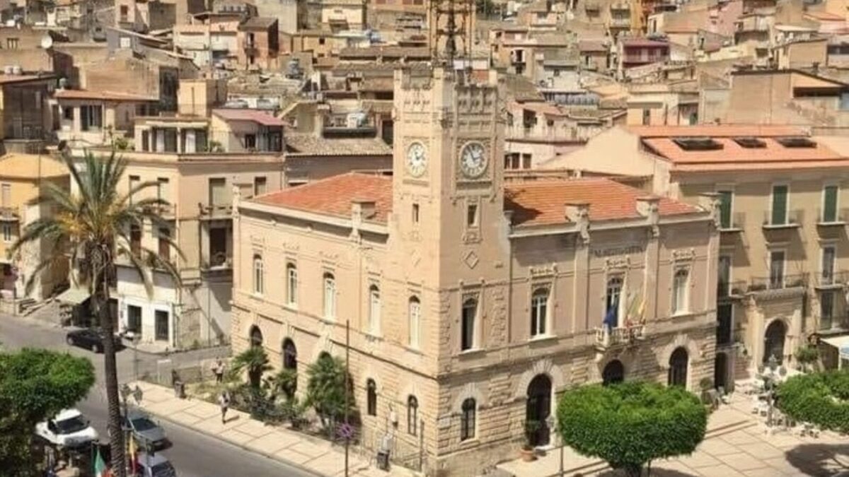 Al momento stai visualizzando Agrigento – Licata, immobili degradati e rischio crolli: il Comune richiama i proprietari alla messa in sicurezza