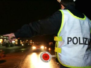 Scopri di più sull'articolo Agrigento – Porto Empedocle, 18enne denunciato: guidava una moto senza patente e rifiuta l’alcol test