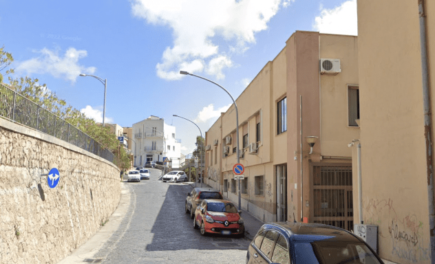 Al momento stai visualizzando Agrigento – Scuola Pirandello, il Comune cerca spazi per evitare sgombero degli studenti 