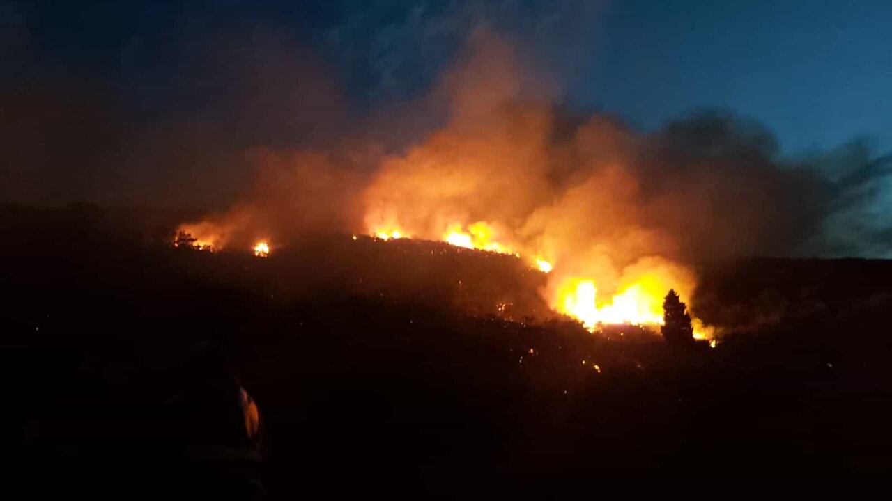 Al momento stai visualizzando Agrigento – INCENDI BOSCHIVI: ARRESTATO 86ENNE MENTRE TENTAVA DI INNESCARE NUOVI FOCOLAI