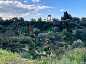Scopri di più sull'articolo Si concludono le SERE FAI D’ESTATE al Giardino della Kolymbethra ad Agrigento