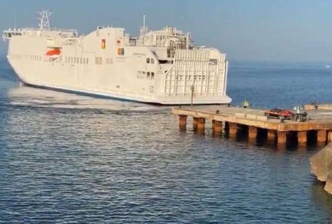 Al momento stai visualizzando Agrigento – Lampedusa, il caso Costanza I di Sicilia: Quasi 143 milioni di investimento e la nave non utilizza normalmente il porto commerciale. Il Comitato chiede risposte
