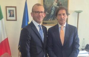 Scopri di più sull'articolo Agrigento – L’on. Luigi Salvaggio incontra il prefetto Salvatore Caccamo