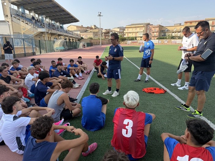 Al momento stai visualizzando Agrigento – Settore Giovanile Akragas, Rigoli promuove gli stage: “C’è entusiasmo e tanto talento”