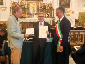 Scopri di più sull'articolo Agrigento – Il menfitano Gioacchino Mistretta riceve il premio “Mons. Giuseppe Petralia, Vescovo e Poeta”