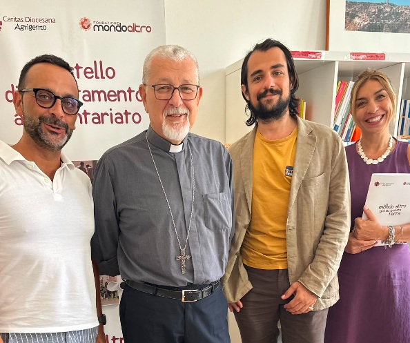 Al momento stai visualizzando Il Sindaco Michele Sodano incontra l’Arcivescovo Mons. Damiano: l’operosità al centro del futuro di Agrigento