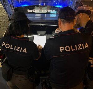 Scopri di più sull'articolo Agrigento – Catania, parcheggiatore abusivo sorpreso a rubare in un’auto: arrestato 27enne