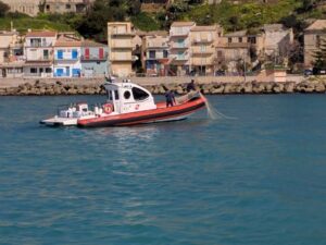 Scopri di più sull'articolo Agrigento – Ragazzo di 13 anni disperso in mare: recuperato dalla Capitaneria di porto