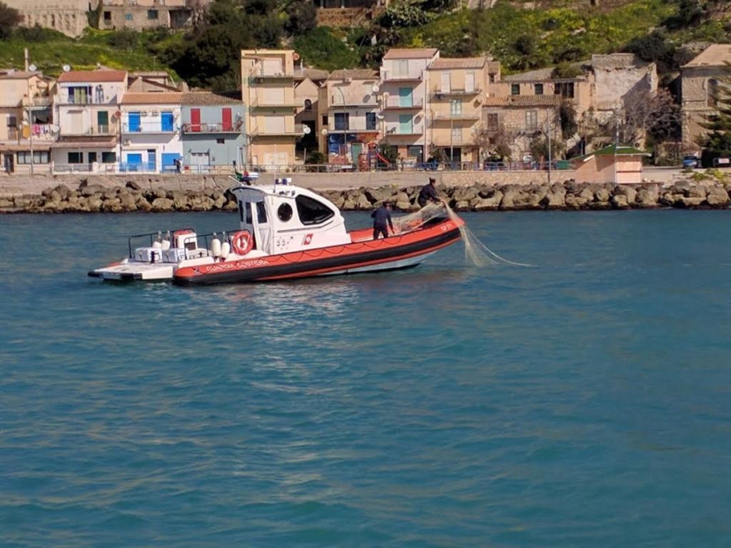 Al momento stai visualizzando Agrigento – Ragazzo di 13 anni disperso in mare: recuperato dalla Capitaneria di porto