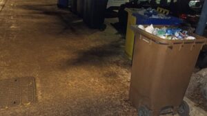 Scopri di più sull'articolo Agrigento, Viale della Vittoria: Cambia il Sindaco, non cambia lo sporco. Report Sicilia scrive, poi si interviene. Ma programmare è così difficile?