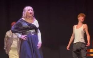 Al momento stai visualizzando Agrigento – Canicattì: “I siciliani” di Lella Falzone al teatro sociale