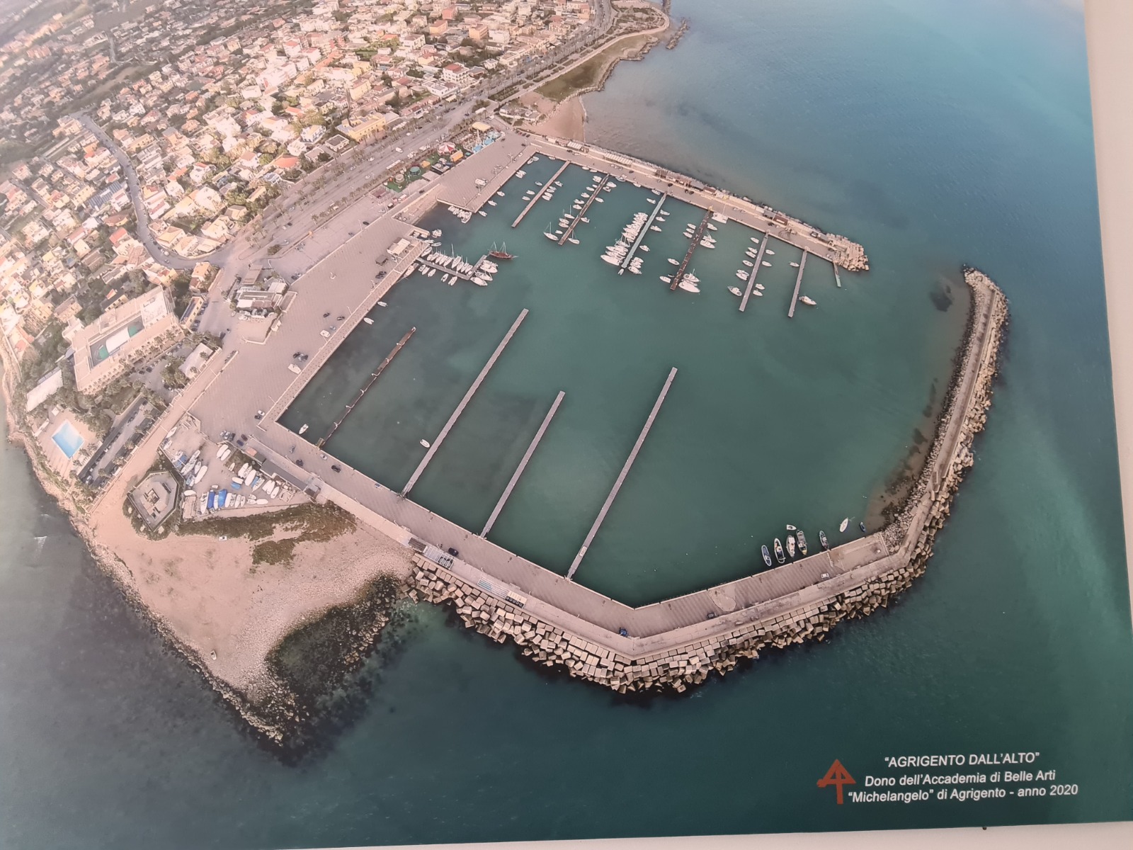 Al momento stai visualizzando Agrigento – Ladri prendono il largo con due gommoni: colpo da oltre 70 mila euro al porticciolo di San Leone