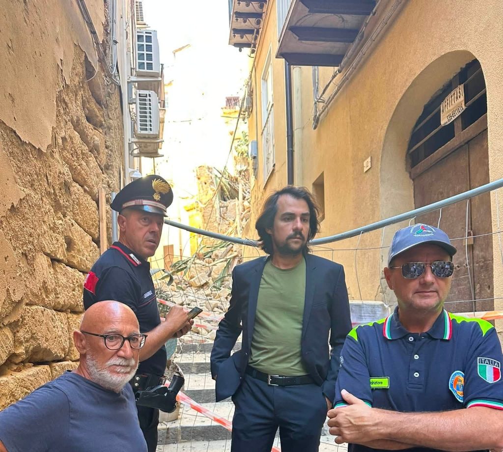 Al momento stai visualizzando Agrigento – Via Saponara, sopralluogo del sindaco Sodano: “bisogna partire subito con i lavori di messa in sicurezza”