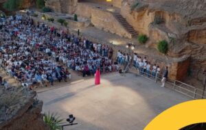 Scopri di più sull'articolo Agrigento – Scuola, il Liceo Leonardo accoglie le prime classi in una cerimonia al Teatro dell’Efebo