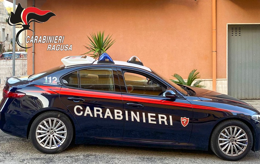 Al momento stai visualizzando Agrigento – Pozzallo, arrestato 18enne con oltre 30 grammi di cocaina, coltello e quasi 2 mila euro