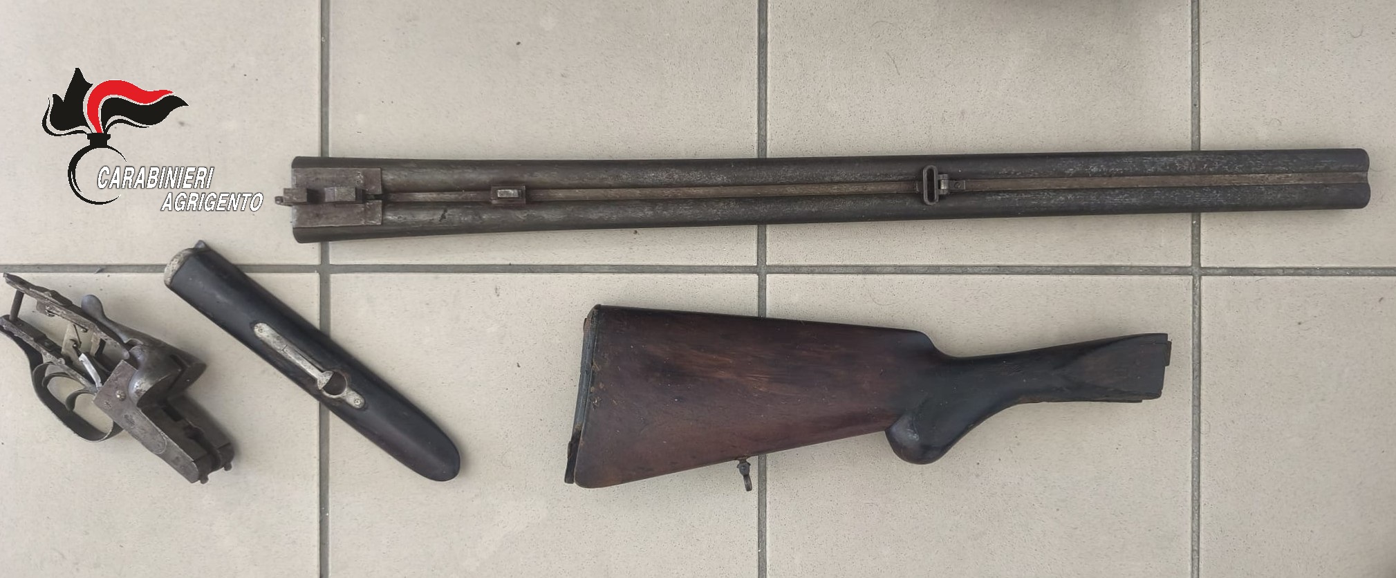 Al momento stai visualizzando Agrigento – ARMI CLANDESTINE E 1,8 KG DI COCAINA: I CARABINIERI ARRESTANO UN 67ENNE