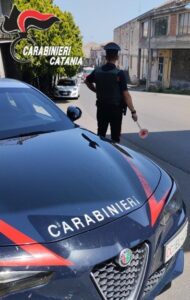 Scopri di più sull'articolo Agrigento – Fermata a bordo di un’auto rubata: denunciata una donna