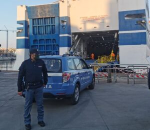 Scopri di più sull'articolo Agrigento – Migrante nascosto in auto muore nel traghetto da Tunisi: aperta inchiesta