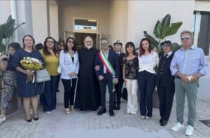 Scopri di più sull'articolo Agrigento – Comitini riparte dalla scuola: strutture climatizzate, servizi garantiti e attenzione alle famiglie