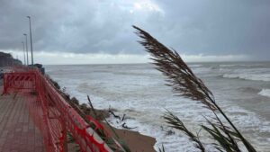 Scopri di più sull'articolo Agrigento parla di clima a New York, ma San Leone aspetta i progetti