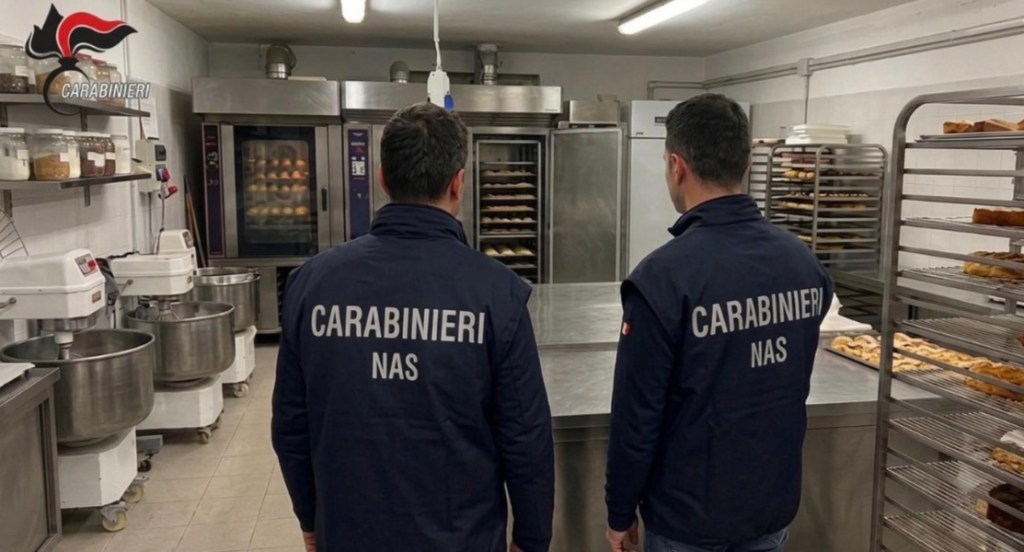 Al momento stai visualizzando Agrigento – Gravi carenze igienico sanitarie in un bar: denunciato titolare e sospesa attività