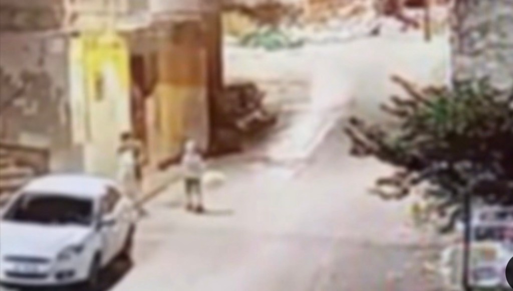 Al momento stai visualizzando Agrigento – Favara, sorpresi ad abbandonare rifiuti per strada; Palumbo: “un dolore vedere quanta inciviltà”