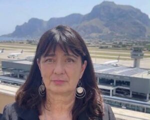 Scopri di più sull'articolo Carmina, aeroporto Agrigento: Salvini parla e non fa, il ministro è lui