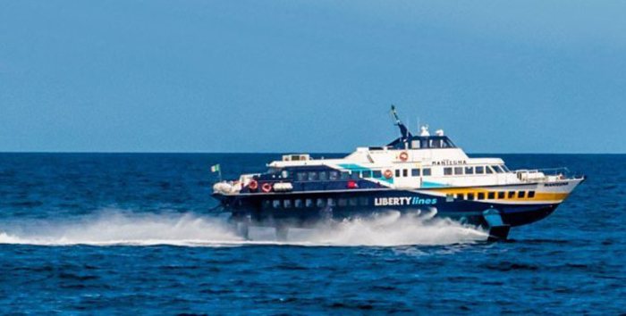 Al momento stai visualizzando Agrigento – Avaria all’aliscafo per Lampedusa, 157 passeggeri rientrano a Porto Empedocle