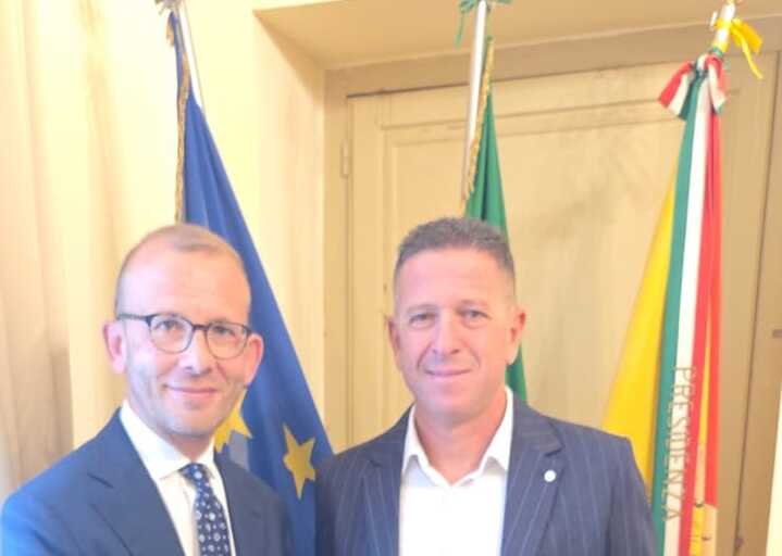 Al momento stai visualizzando Agrigento – Naro: presidente Passarello passa con Forza Italia e l’on. Salvaggio