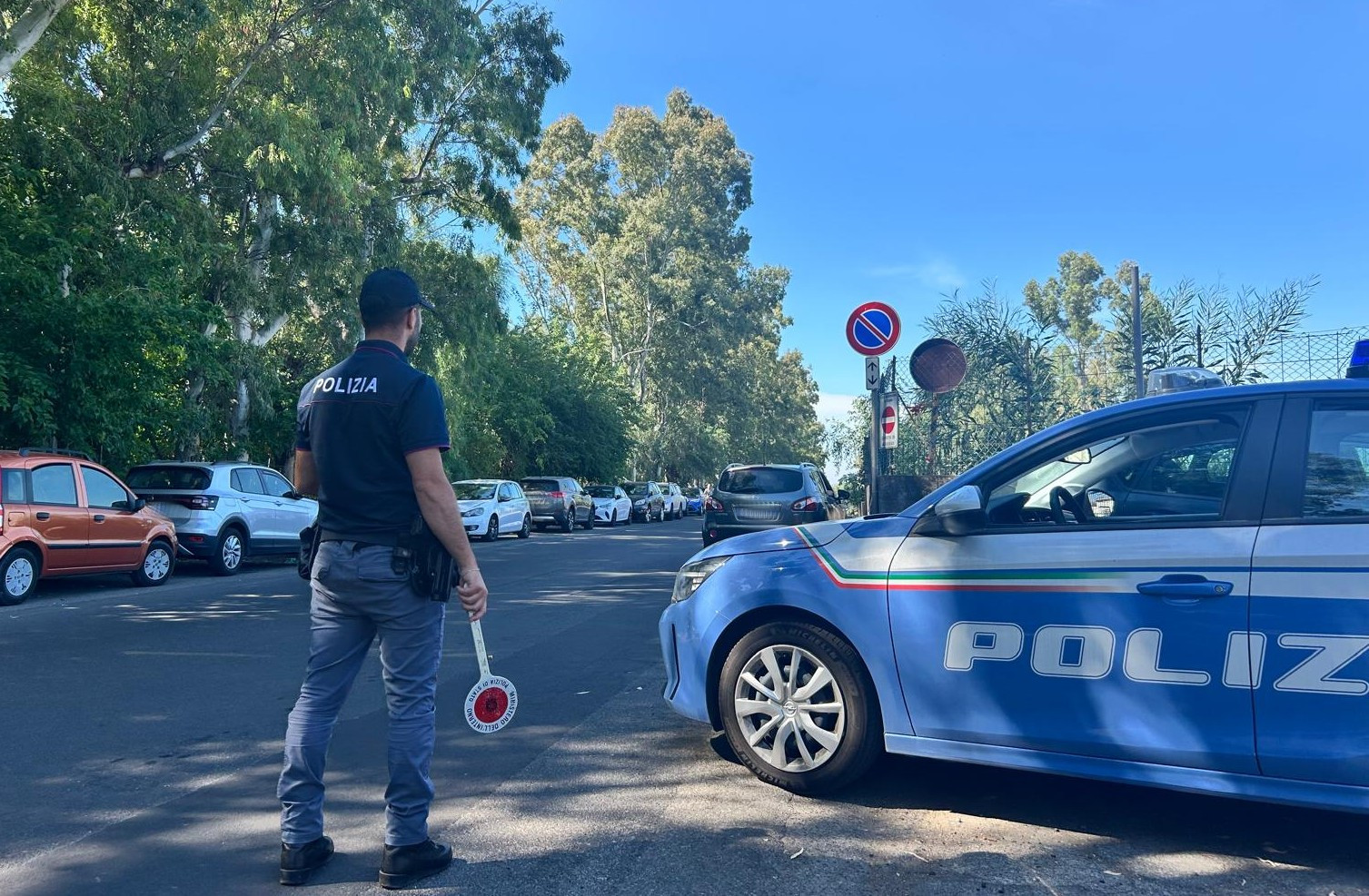 Al momento stai visualizzando Agrigento – Catania, 53enne alla guida di un’auto rubata con targhe false: denunciata per riciclaggio
