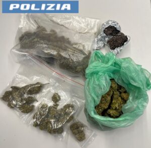 Scopri di più sull'articolo Agrigento – Nasconde 80 grammi di marijuana nel borsello, arrestato rider della droga