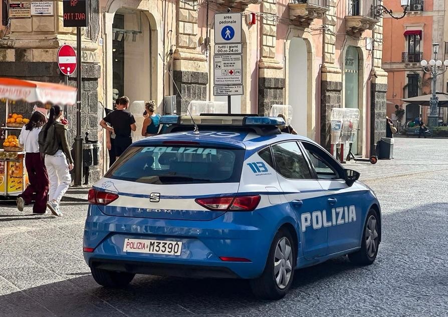 Al momento stai visualizzando Agrigento – Sorpreso a rubare capi griffati: arrestato 27enne